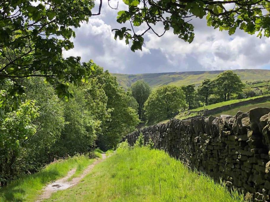 Malkin Wood Studio - 15 Min Walk To Holmfirth Centre Exterior photo